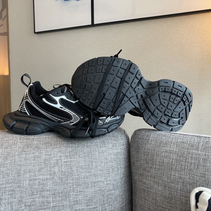 B 17FW Tripe-S High End Sneaker-470