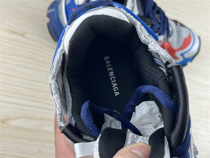 B 17FW Tripe-S High End Sneaker-441