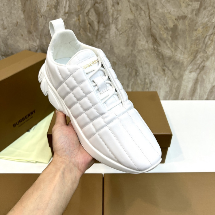 Super Max Burberry Shoes-004
