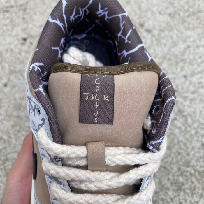 Authentic Travis Scott x Nike SB Dunk Low Sample