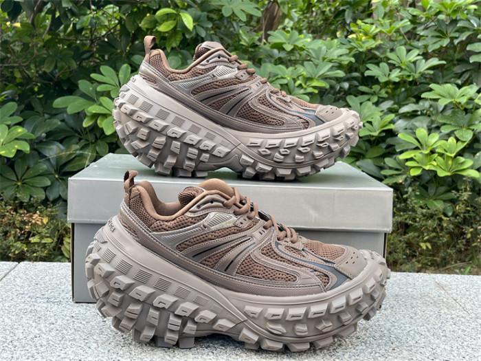 B 17FW Tripe-S High End Sneaker-433