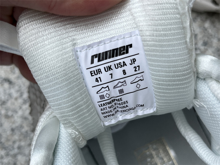 B 17FW Tripe-S High End Sneaker-445