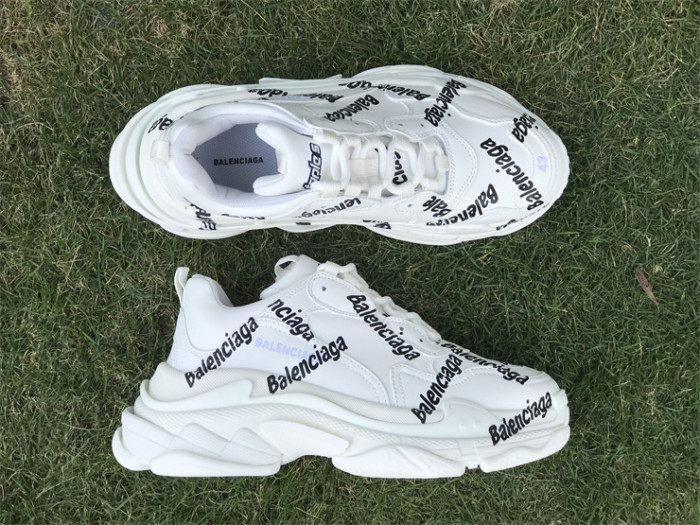 B 17FW Tripe-S High End Sneaker-330