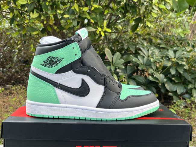 Authentic Air Jordan 1 High OG “Green Glow”