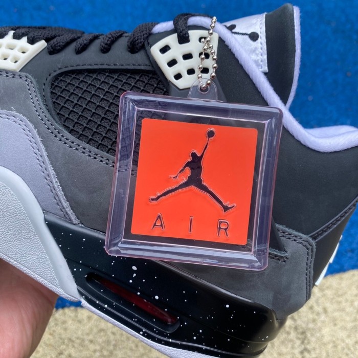 Authentic Air Jordan 4 Retro “Fear” 2021