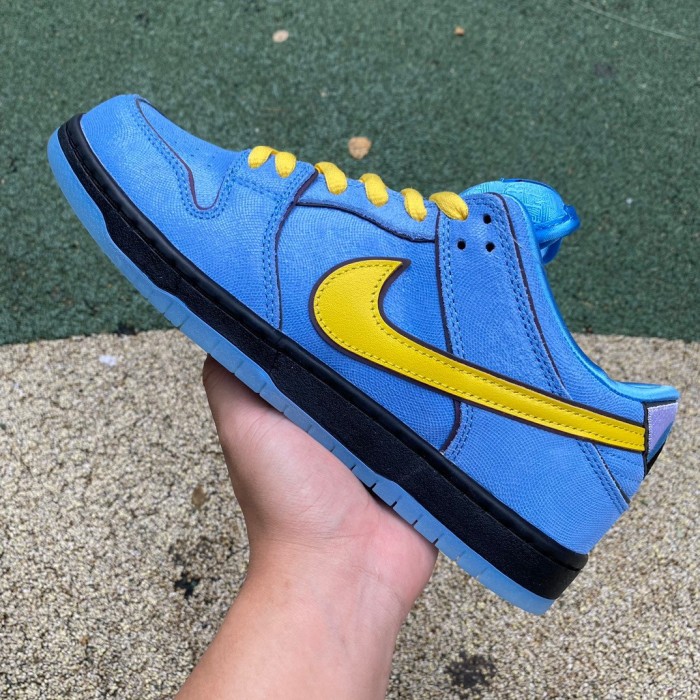 Authentic The Powerpuff Girls x Nike SB DunkLow “Bubbles”