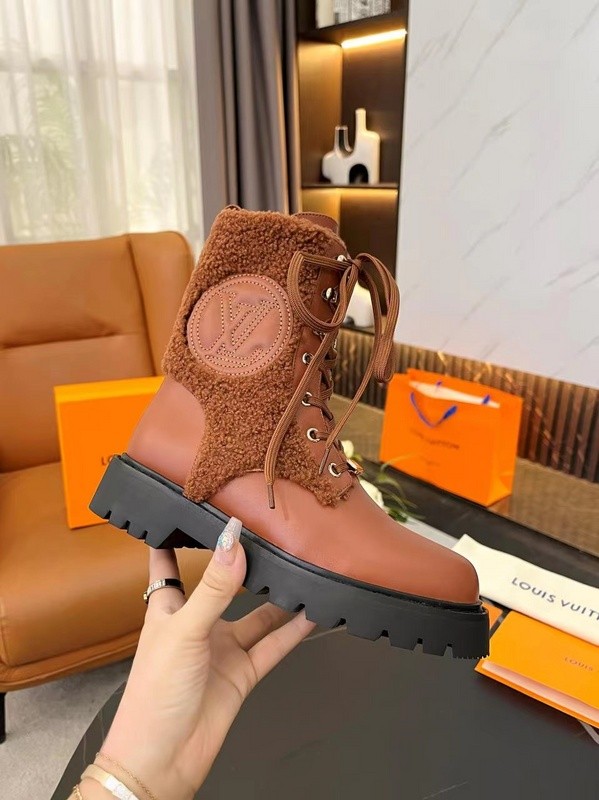 LV Women Shoes 1：1 Quality-849