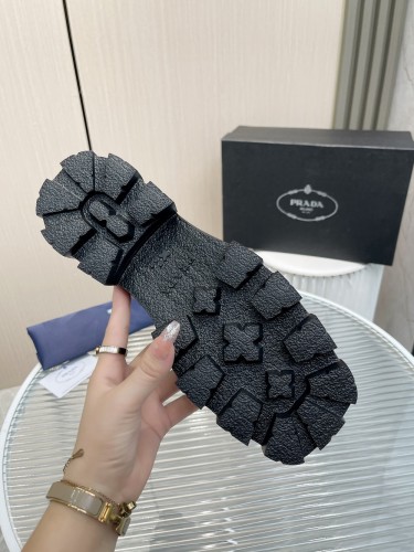 Prada women shoes 1：1 quality-350
