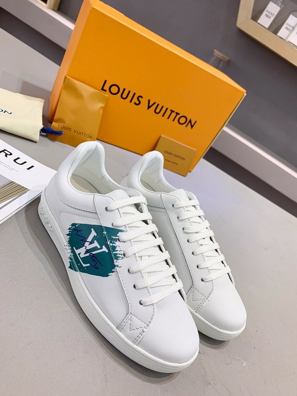LV Women Shoes 1：1 Quality-411