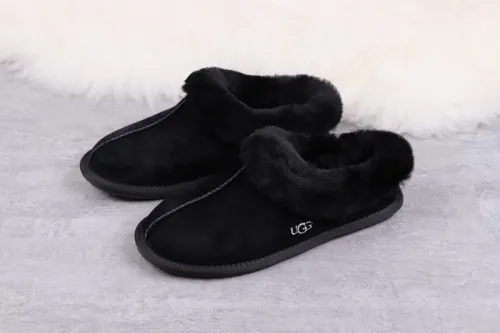 UG Sandals-034
