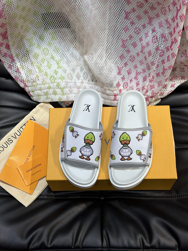 LV Sandals 1：1 Quality-802