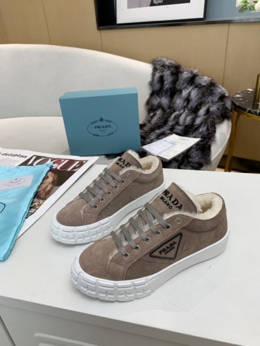 Prada women shoes 1：1 quality-117