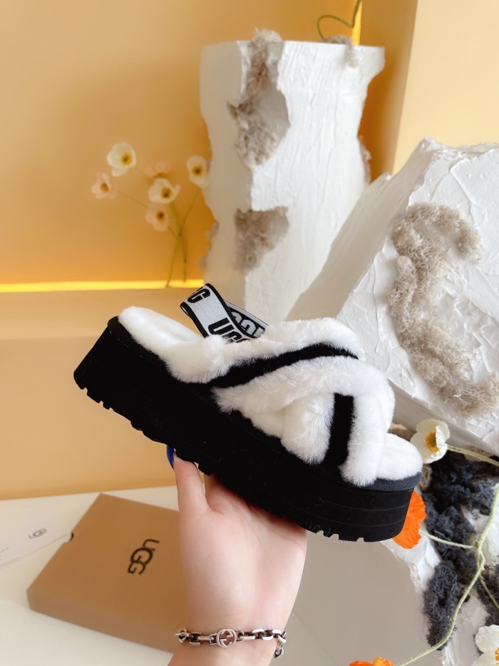 U women Sandals 1：1 Quality-007