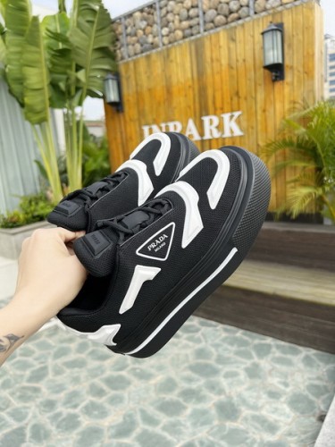 Prada women shoes 1：1 quality-295