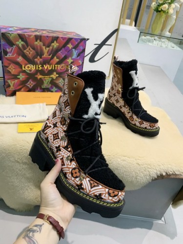 LV Women Shoes 1：1 Quality-711