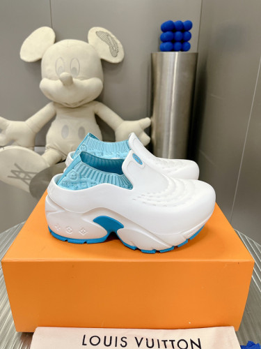 LV Women Shoes 1：1 Quality-925