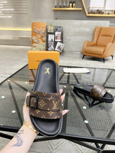 LV Sandals 1：1 Quality-807