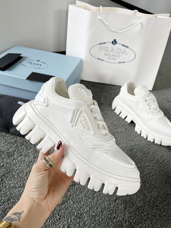 Prada women shoes 1：1 quality-327