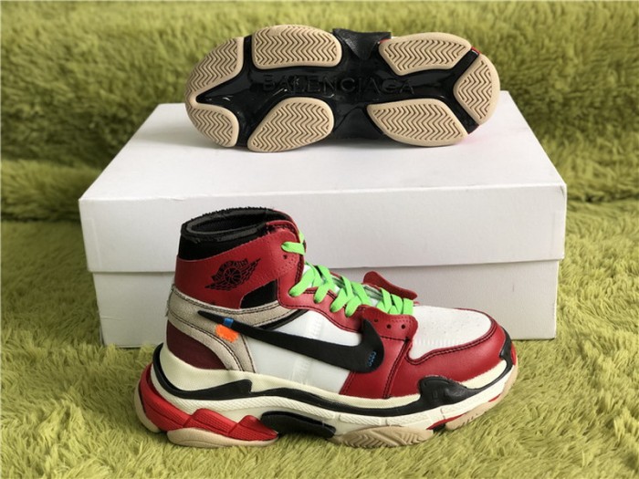 B 17FW Tripe-S High End Sneaker-018