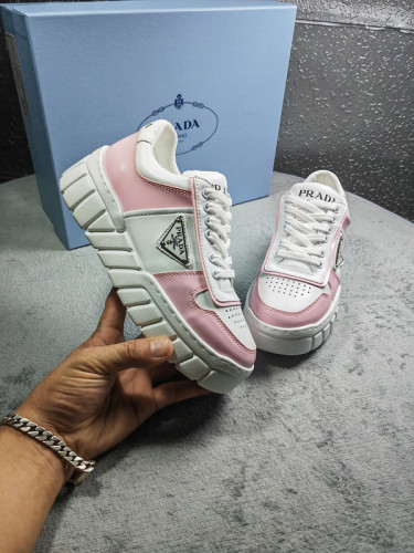 Prada women shoes 1：1 quality-370