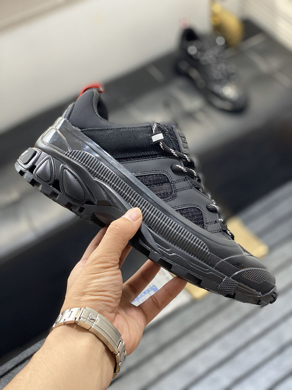 Burberry men shoes 1：1 quality-372