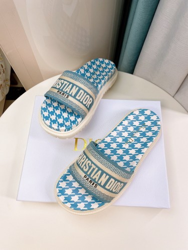 Dior women slippers 1：1 quality-110