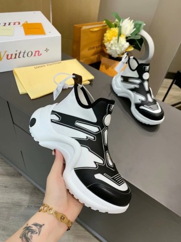 LV Women Shoes 1：1 Quality-561