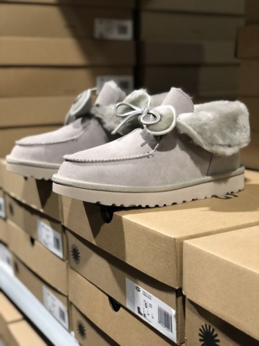 UG Boots Women-299
