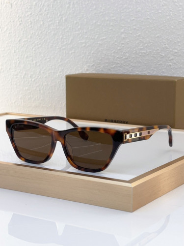 Burberry Sunglasses AAAA-2546