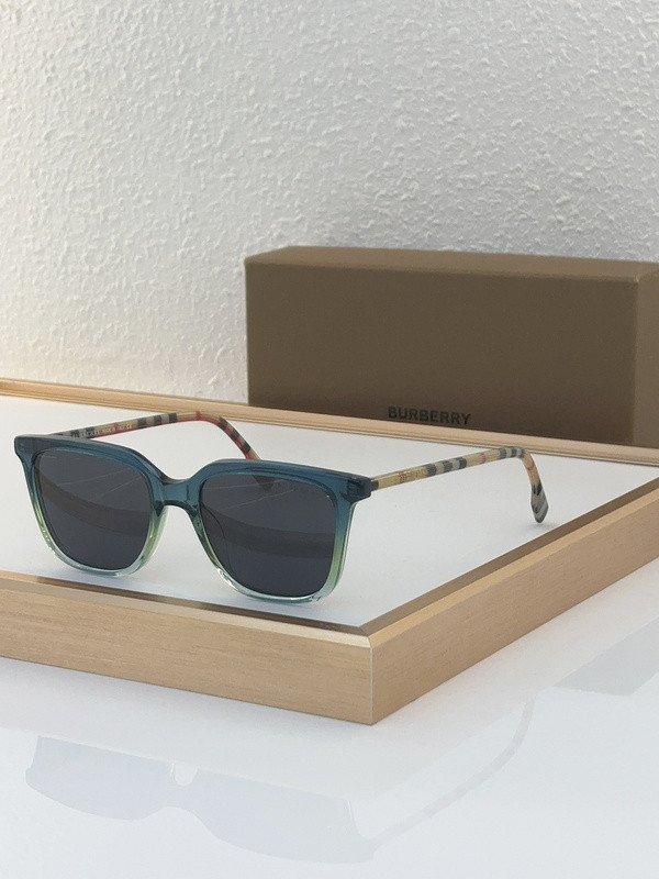 Burberry Sunglasses AAAA-2608