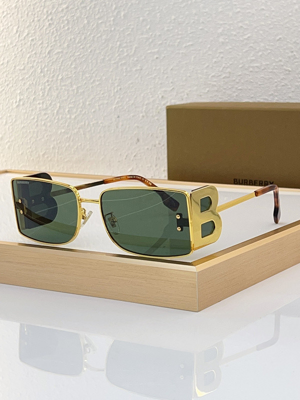 Burberry Sunglasses AAAA-2513