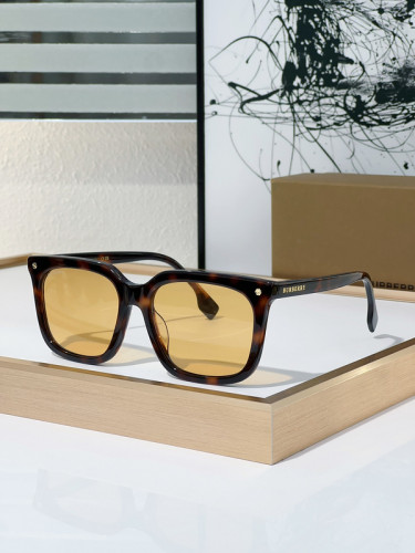 Burberry Sunglasses AAAA-2521