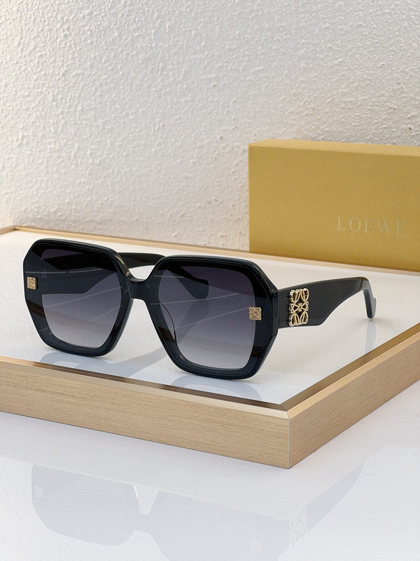 Loewe Sunglasses AAAA-412