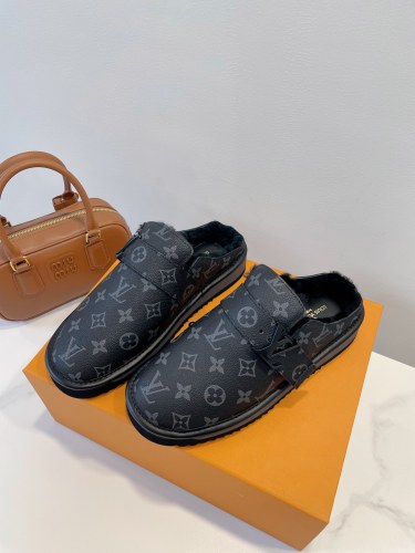 LV Women Shoes 1：1 Quality-1060