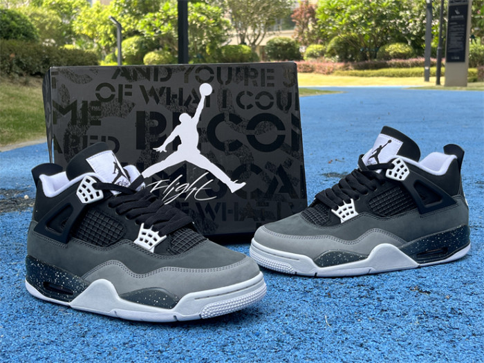 Authentic Air Jordan 4 “Fear” 2024