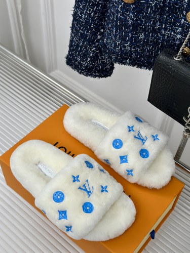 LV women Sandals 1：1 Quality-873