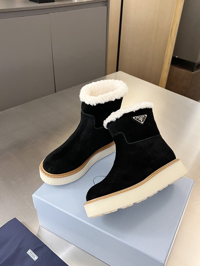 Prada women shoes 1：1 quality-571