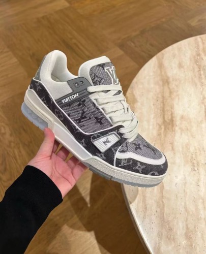 Super Max Custom LV Shoes-3260