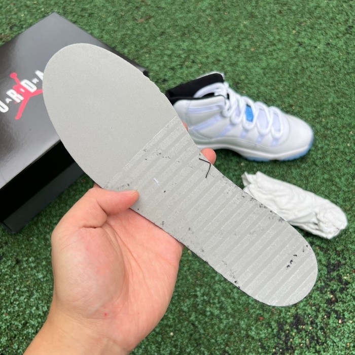 Authentic Air Jordan 11 “Legend Blue” 2024 GS