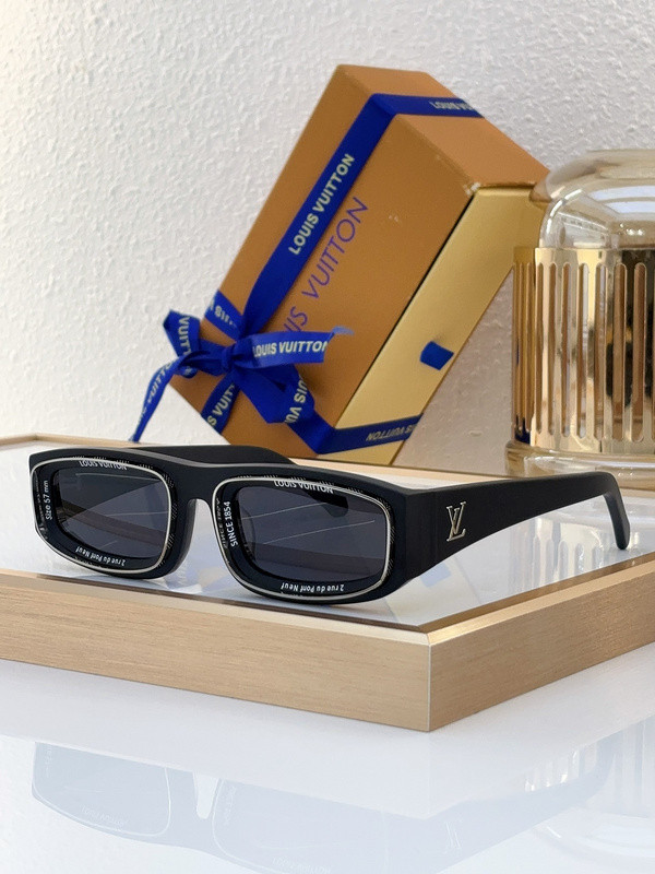 LV Sunglasses AAAA-4852