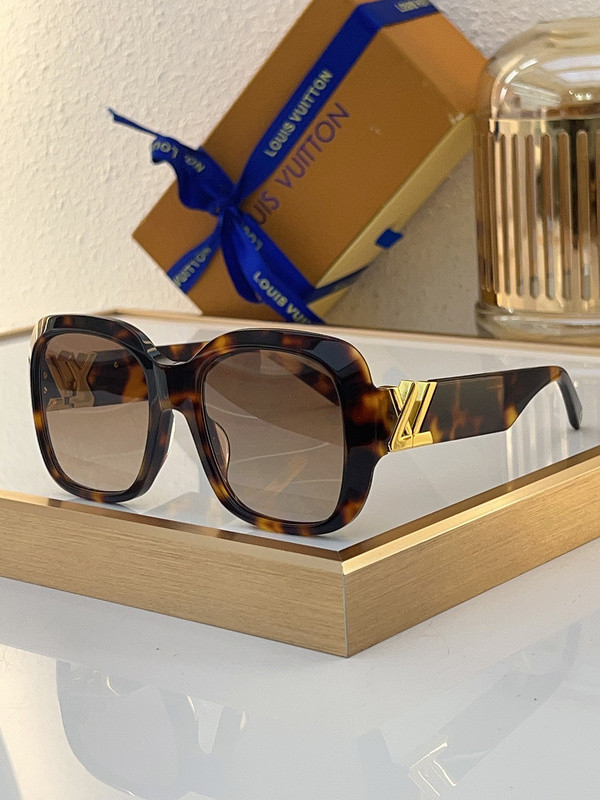 LV Sunglasses AAAA-4757