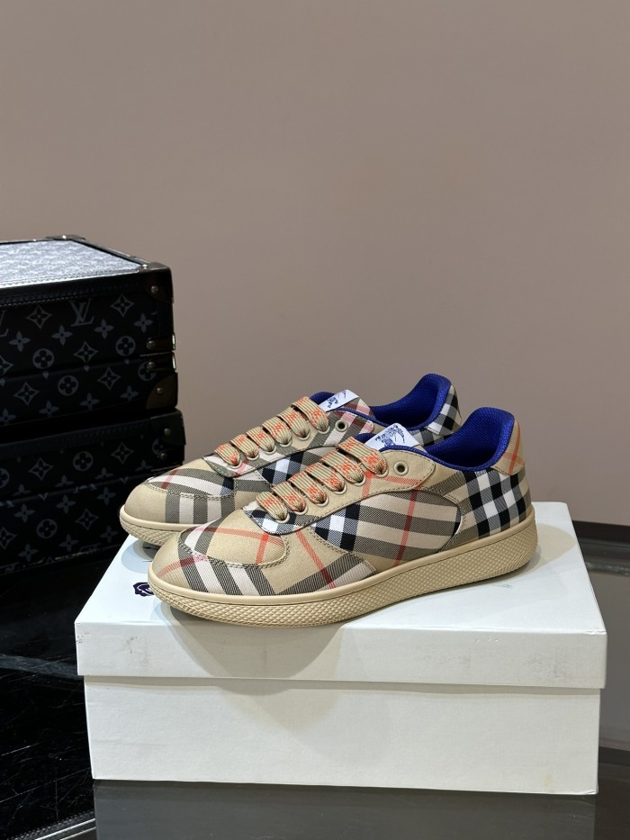 Burberry men shoes 1：1 quality-422