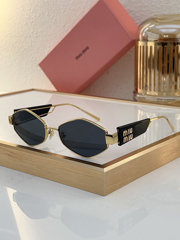 Miu Miu Sunglasses AAAA-1201