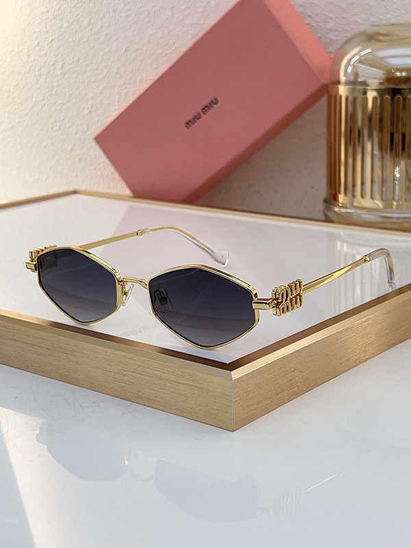 Miu Miu Sunglasses AAAA-1118