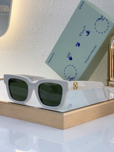 Off white Sunglasses AAAA-812
