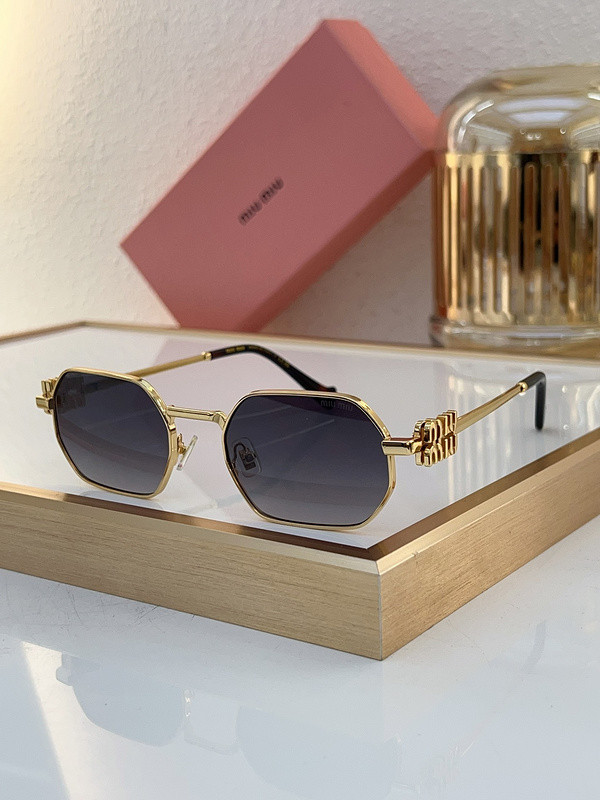 Miu Miu Sunglasses AAAA-1097