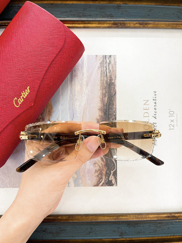 Cartier Sunglasses AAAA-7063