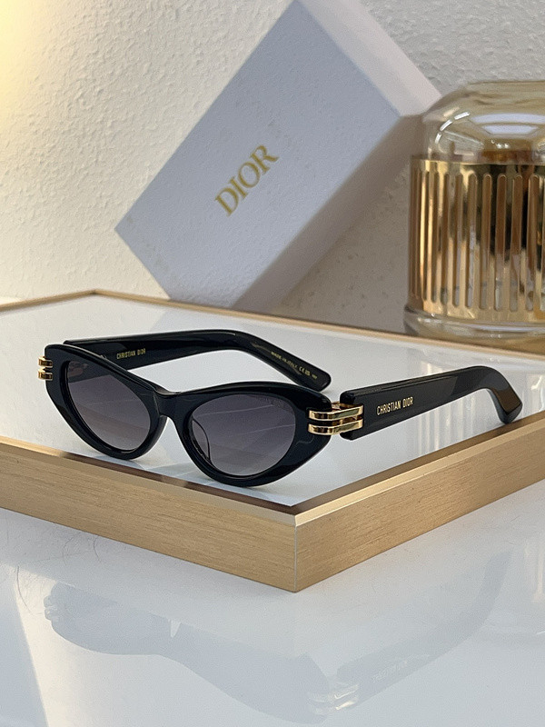 Dior Sunglasses AAAA-2905