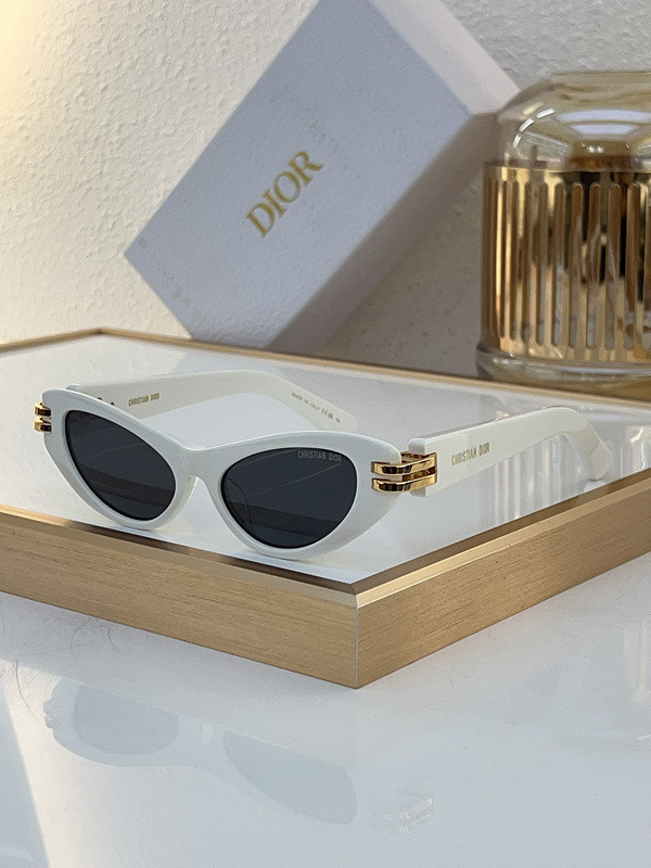 Dior Sunglasses AAAA-2903