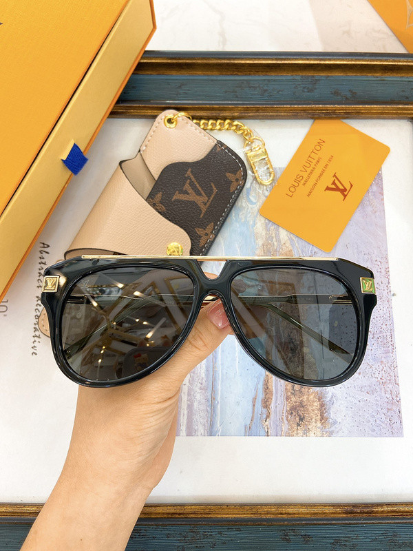LV Sunglasses AAAA-5198